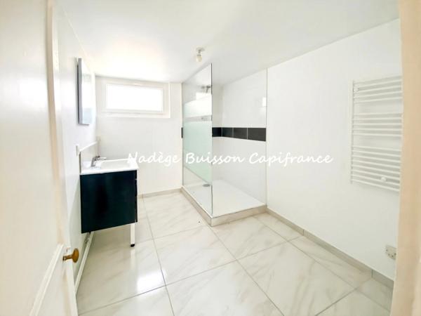 Maison en colombage de 10 pièces avec appartement de 3 pièces et local à aménager Dives-sur-Mer