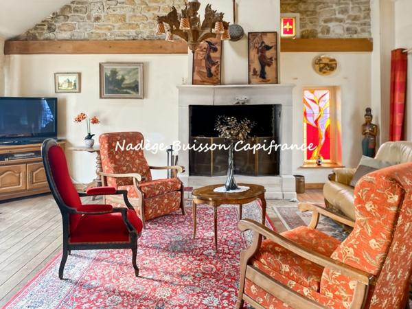 Maison en colombage de 10 pièces avec appartement de 3 pièces et local à aménager Dives-sur-Mer