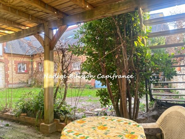 Maison en colombage de 10 pièces avec appartement de 3 pièces et local à aménager Dives-sur-Mer