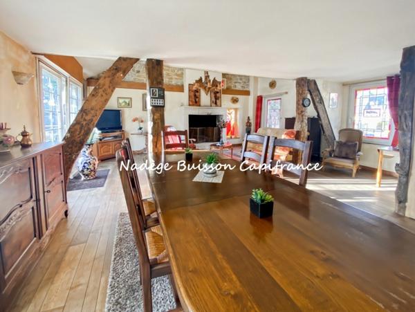 Maison en colombage de 10 pièces avec appartement de 3 pièces et local à aménager Dives-sur-Mer