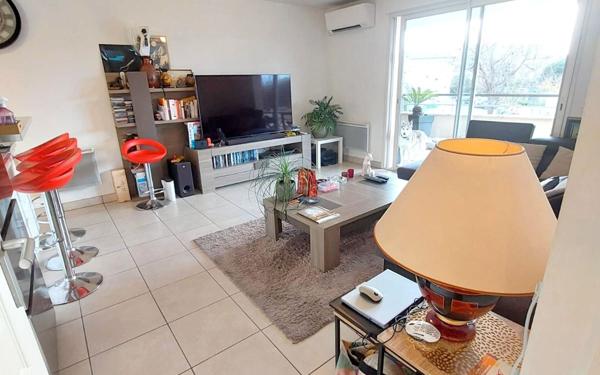 Appartement à vendre    3 pièces • 63 m2 La Seyne-sur-Mer
