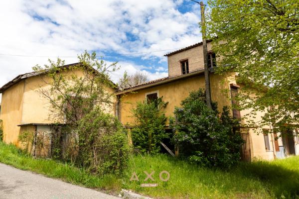 LE BRUSQUET  MAISON 160 M² HABITABLE + ANCIEN MOULIN 350 M² À RÉNOVER  TERRAIN 2237 M²  GARAGE  468 000 