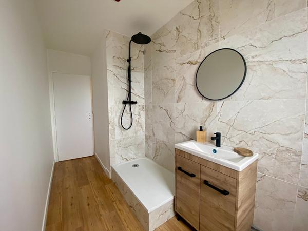 Appartement Laval 4 pièce(s) 66 m2