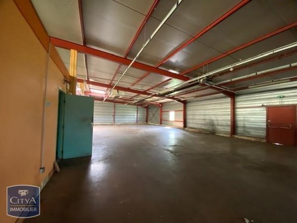 Local commercial à louer 527m²