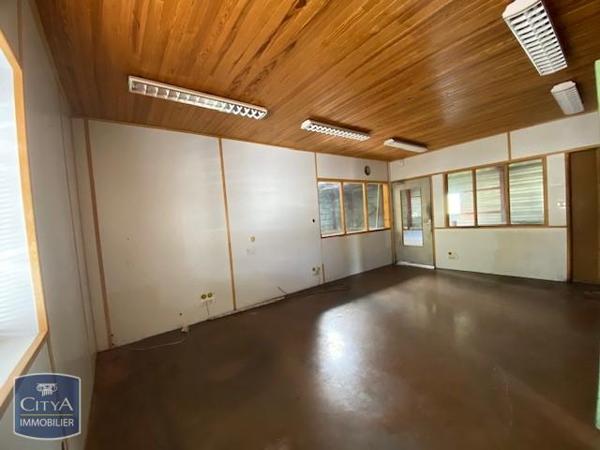 Local commercial à louer 527m²