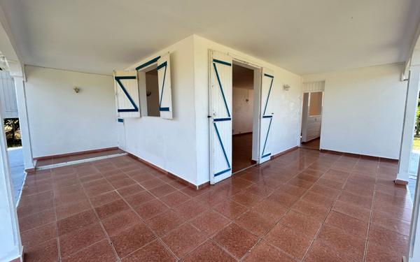 Maison à vendre    4 pièces • 87,80 m2 Le Moule