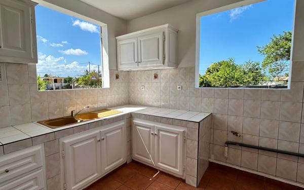 Maison à vendre    4 pièces • 87,80 m2 Le Moule