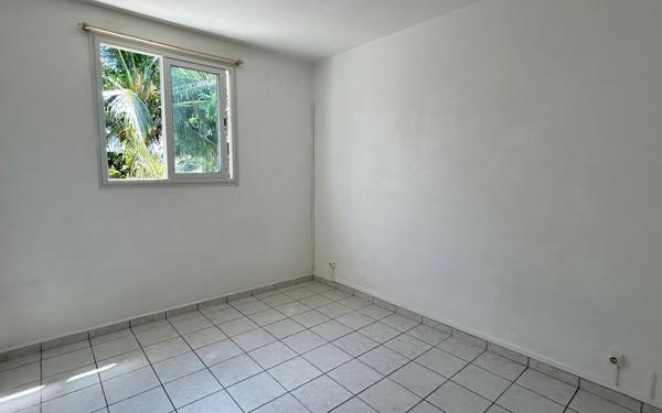 Maison à vendre    4 pièces • 87,80 m2 Le Moule