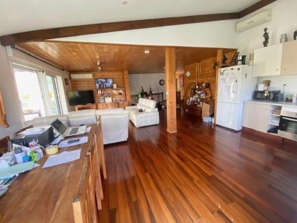 Immeuble de 3 niveaux 800 m² SAINT PAUL (974) - 2.180.000€