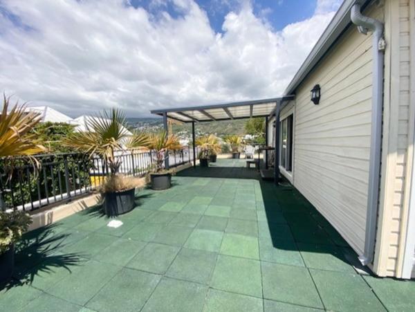 Immeuble de 3 niveaux 800 m² SAINT PAUL (974) - 2.180.000€