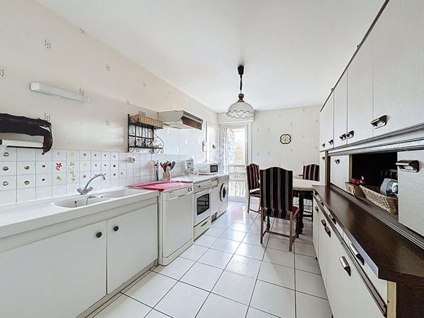 Route de Paris / Blanche de Castille : Appartement 3 chambres, 93 m2