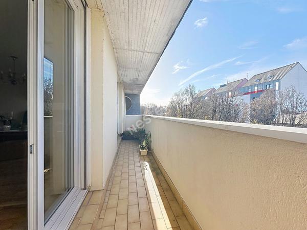 Route de Paris / Blanche de Castille : Appartement 3 chambres, 93 m2