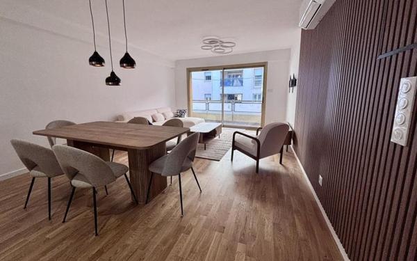 Appartement à vendre    4 pièces • 113,39 m2 Saint-Raphaël