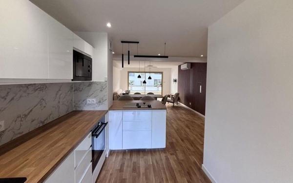 Appartement à vendre    4 pièces • 113,39 m2 Saint-Raphaël