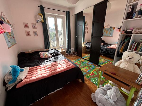 Maison 5 pièce(s) 95 m2 €469 000 ** - Référence 1085