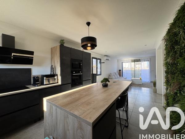 Maison à vendre 6 pièces 150 m² Nîmes-Saint-Césaire