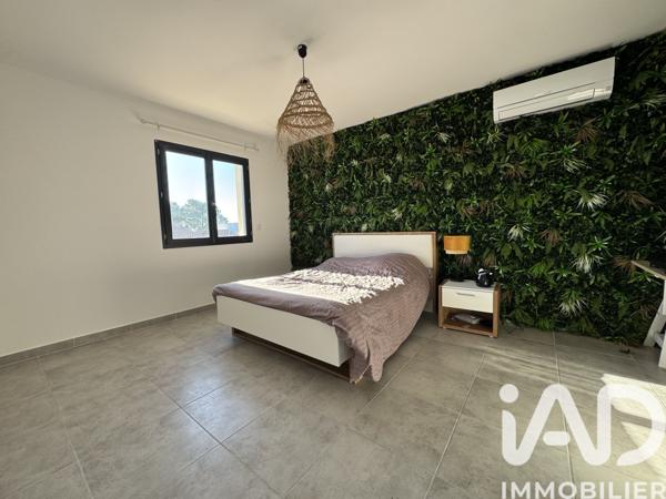 Maison à vendre 6 pièces 150 m² Nîmes-Saint-Césaire