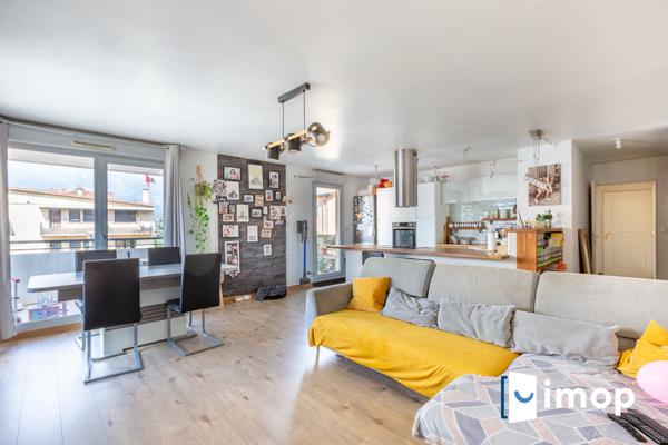 T3 avec balcon et parking
