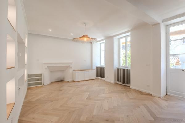 Magnifique appartement Haussmannien Hyper Centre Evian