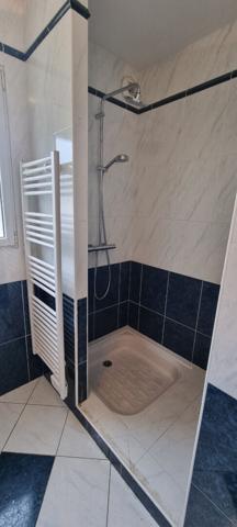 Maison - 6 pièces - 200 m²