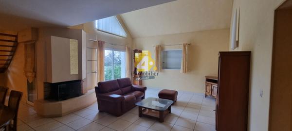 Maison - 6 pièces - 200 m²