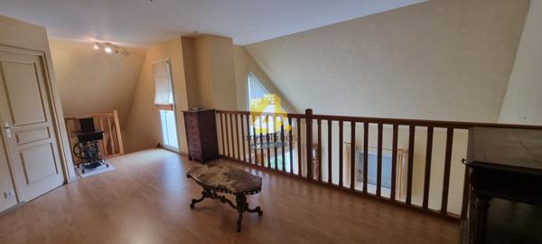 Maison - 6 pièces - 200 m²