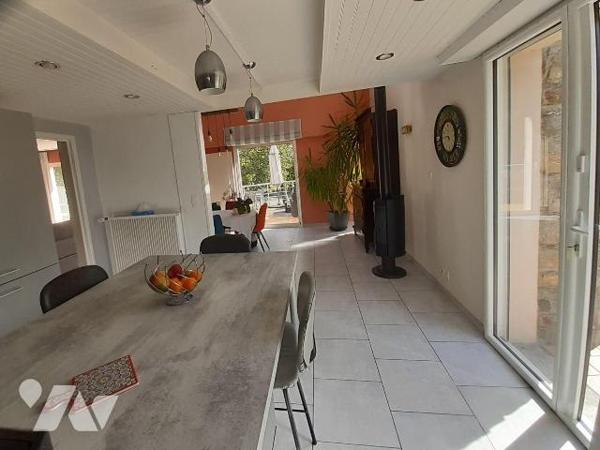 À vendre ? Maison 5 pièces à Pontivy (56300) ? Morbihan (56)

Découvrez cette belle maison d'...