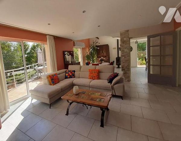 À vendre ? Maison 5 pièces à Pontivy (56300) ? Morbihan (56)

Découvrez cette belle maison d'...