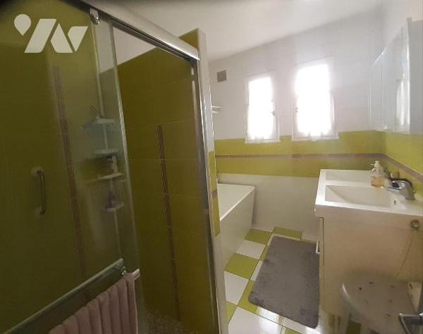 À vendre ? Maison 5 pièces à Pontivy (56300) ? Morbihan (56)

Découvrez cette belle maison d'...