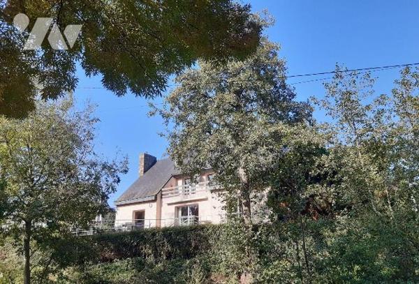 À vendre ? Maison 5 pièces à Pontivy (56300) ? Morbihan (56)

Découvrez cette belle maison d'...