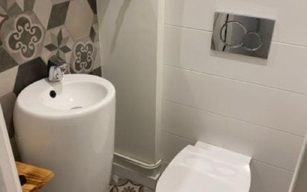 Appartement à louer    4 pièces •  Sèvres