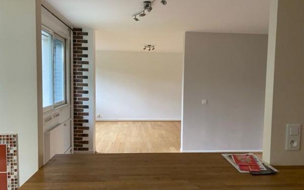 Appartement à louer    4 pièces •  Sèvres