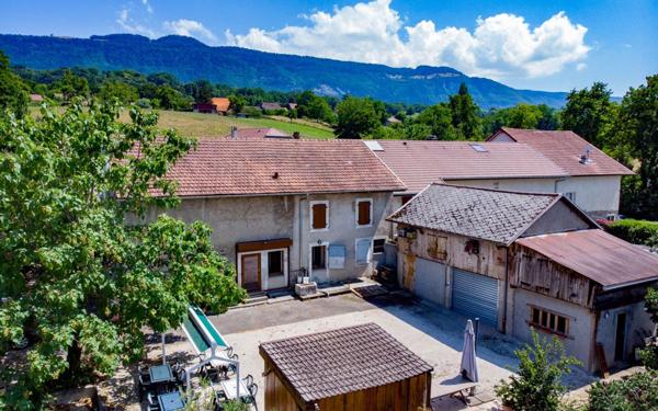 Maison à vendre    5 pièces • 71,48 m2 Neydens