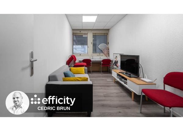 Local Commercial 6 pièces - 97 m² Exclusivité efficity