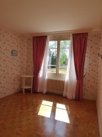 MAISON ANCIENNE AVEC DEPENDANCES 28170 TREMBLAY-LES-VILLAGES