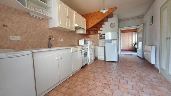 Maison de village ? Thiron-Gardais