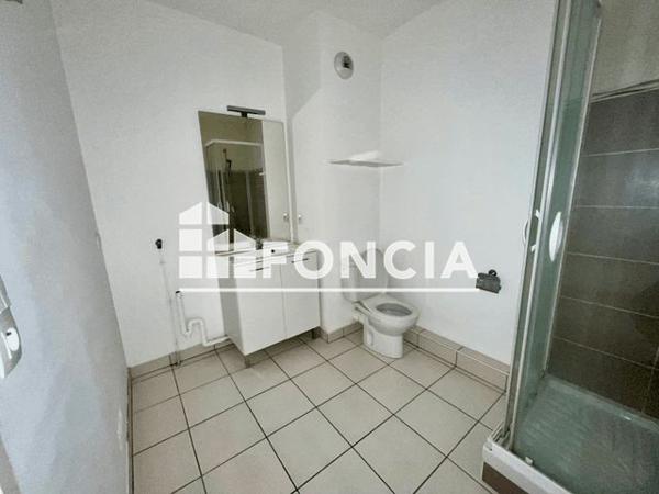 Location Appartement 2 pièces 46 m² - 19 RUE NOTRE DAME BONNE NOUVELLE Brest 29200