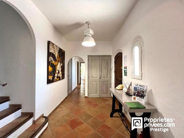 Maison Peymeinade 5 pièce(s) 198.43 m2