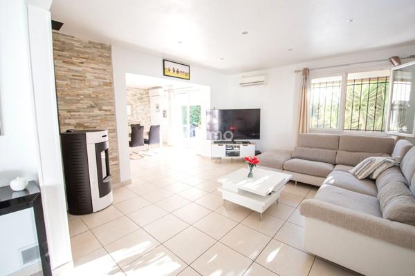 Maison indépendante/ Piscine/ Jardin / Espaces généreux