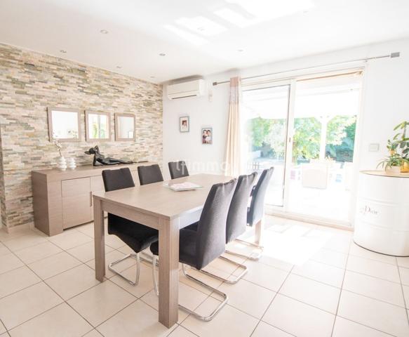 Maison indépendante/ Piscine/ Jardin / Espaces généreux