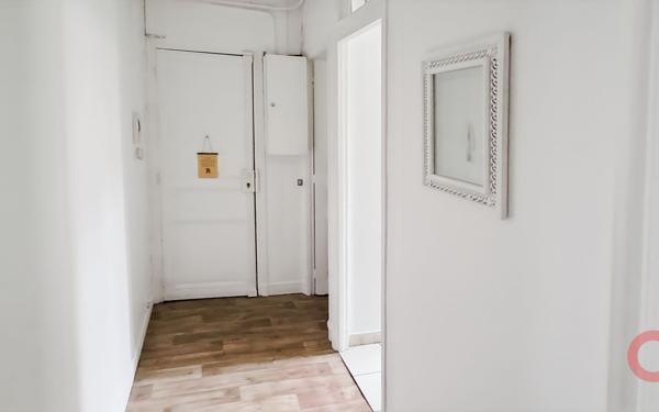 Appartement à vendre    2 pièces • 36,54 m2 Saint-Denis