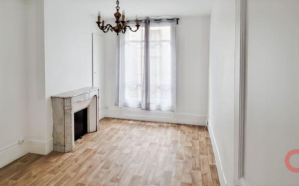 Appartement à vendre    2 pièces • 36,54 m2 Saint-Denis