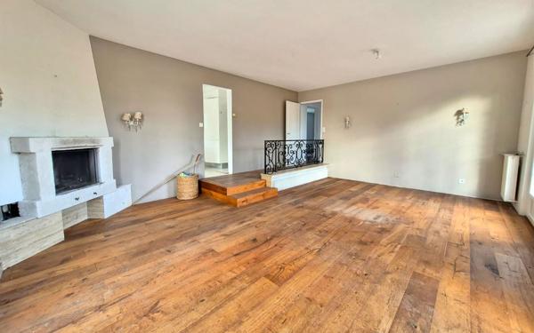 Maison à vendre    6 pièces •  Aubergenville