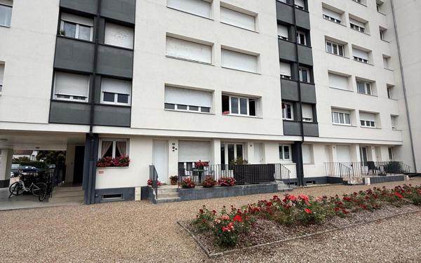 Appartement à vendre    3 pièces •  Saint-Jean-le-Blanc