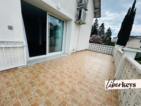 Maison de caractère avec jardin & piscine, en plein cœur de Saint-Marcellin