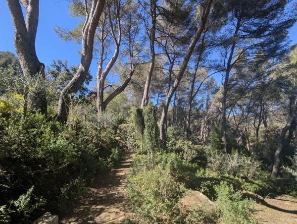 Très belle villa provençale , double garage, piscine