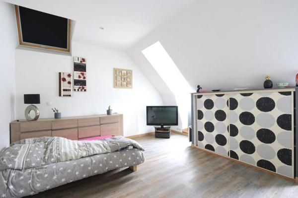 Maison année 20 rénovée avec vue sur espace vert Landivisiau 29400