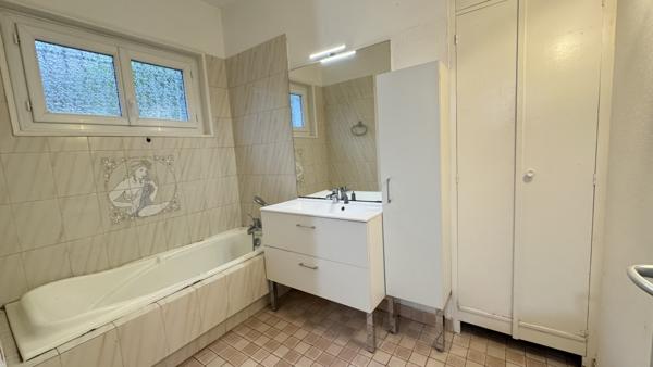 L'Étrat (42580) Maison de 150m2 environ sur 726m2 de terrain