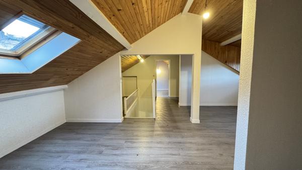 L'Étrat (42580) Maison de 150m2 environ sur 726m2 de terrain