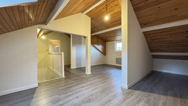 L'Étrat (42580) Maison de 150m2 environ sur 726m2 de terrain